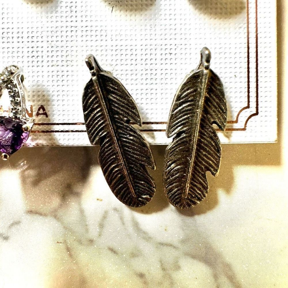 6 post earrings - Picture 3 of 9